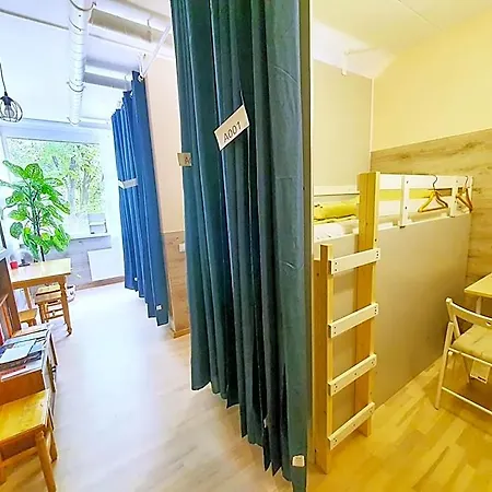 Tokyo Vibes - Private Sleeping Pods Hostel, Self Check-in 5*