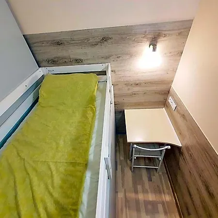 Hotel Tokyo Vibes - Private Sleeping Pods Hostel, Self Check-in Vilnius