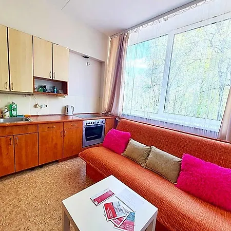 Tokyo Vibes - Private Sleeping Pods Hostel, Self Check-in 5* Vilnius