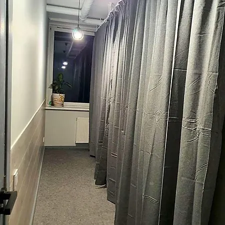Tokyo Vibes - Private Sleeping Pods Hostel, Self Check-in Vilnius