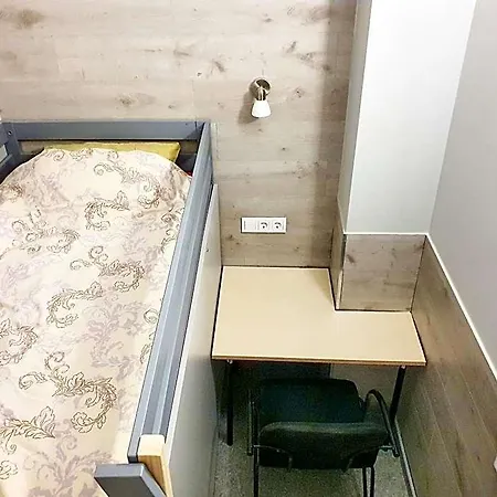 Tokyo Vibes - Private Sleeping Pods Hostel, Self Check-in Hotel 5*